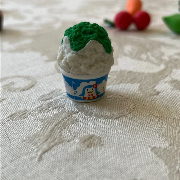 Japan Rubber Collectible Colorful Fruit and Vegetable Eraser Kids Toys Set - Picture 6 of 12